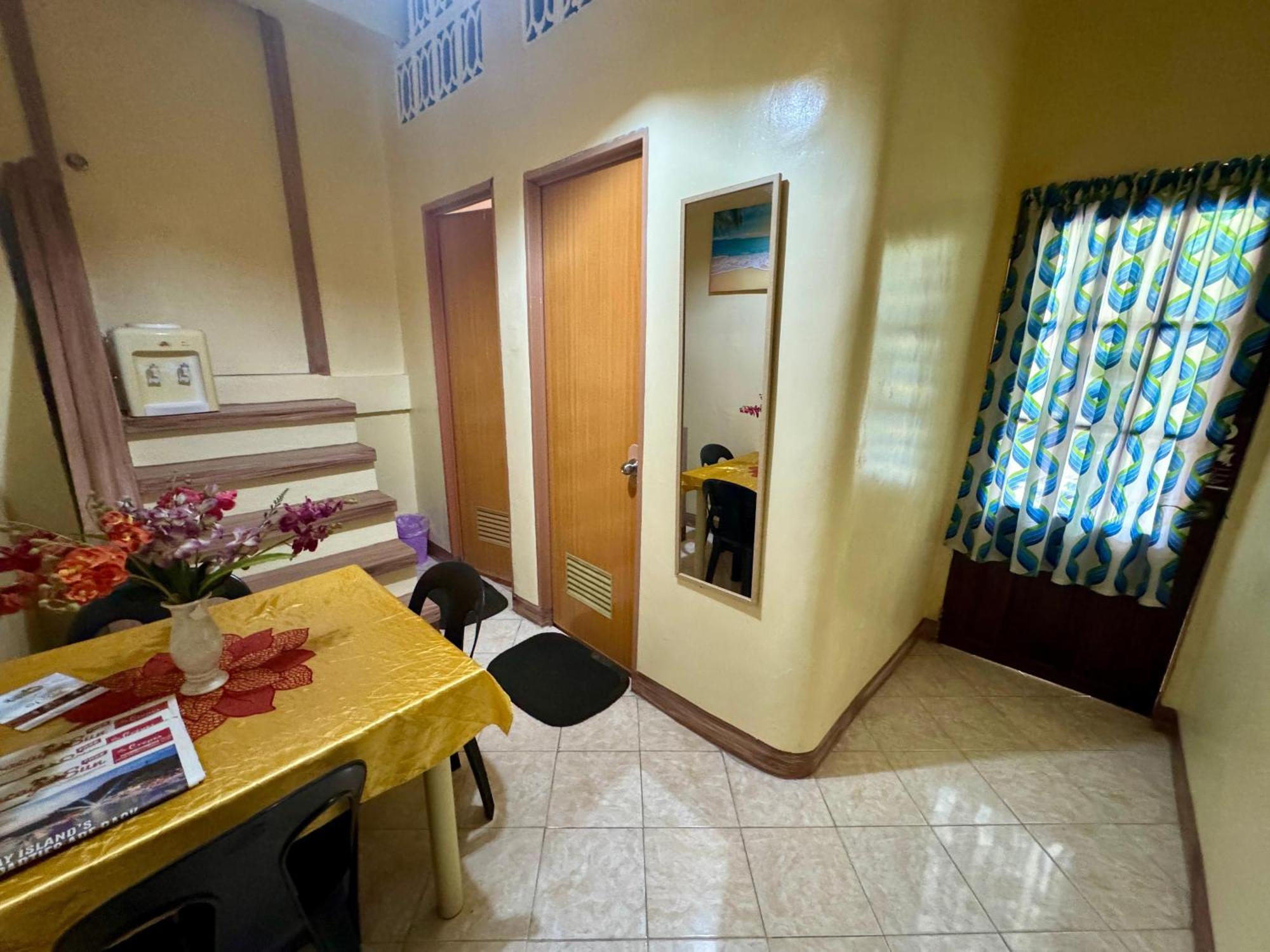 Ocean Breeze Inn Manoc-Manoc Kamer foto