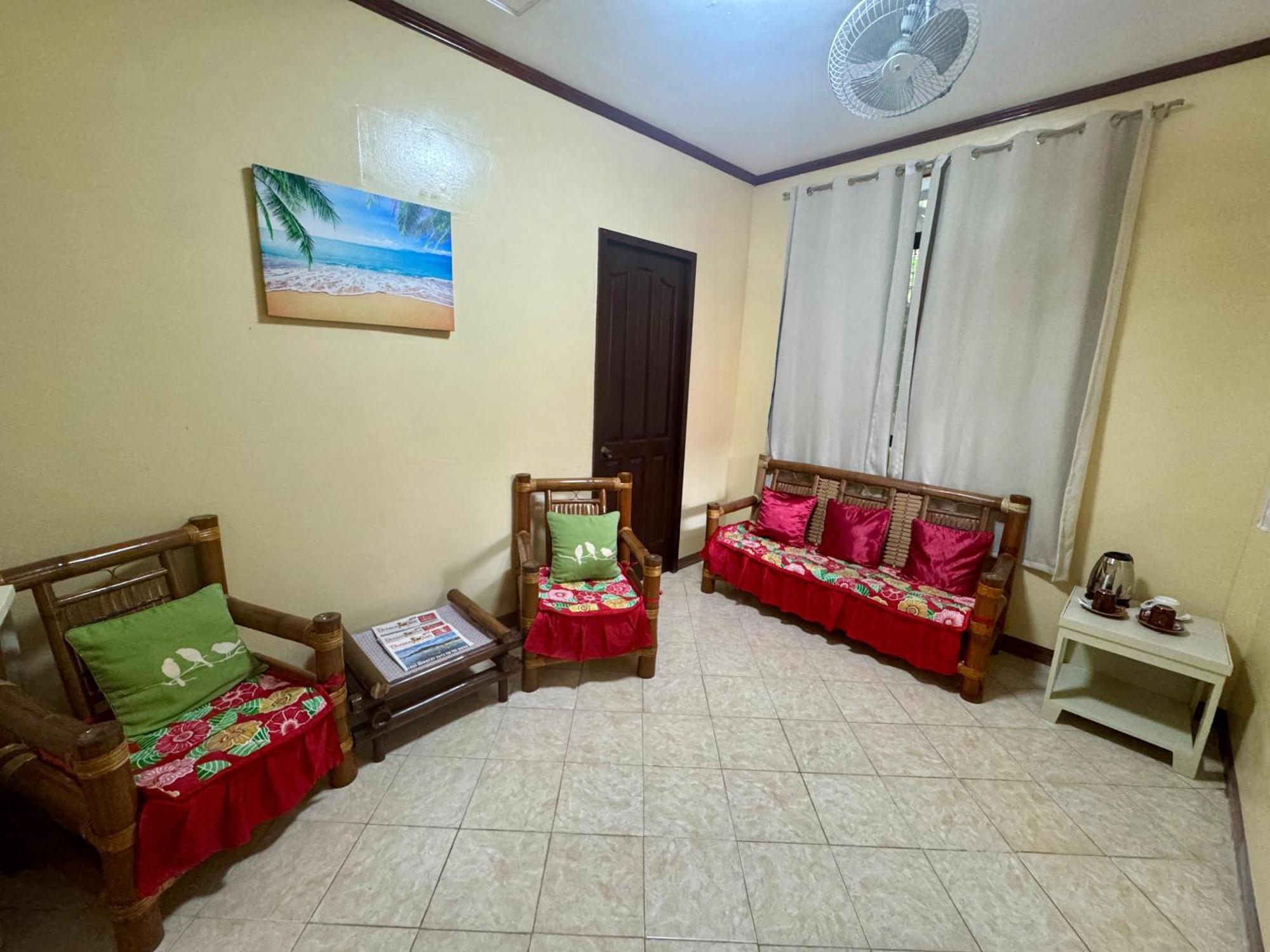 Ocean Breeze Inn Manoc-Manoc Kamer foto
