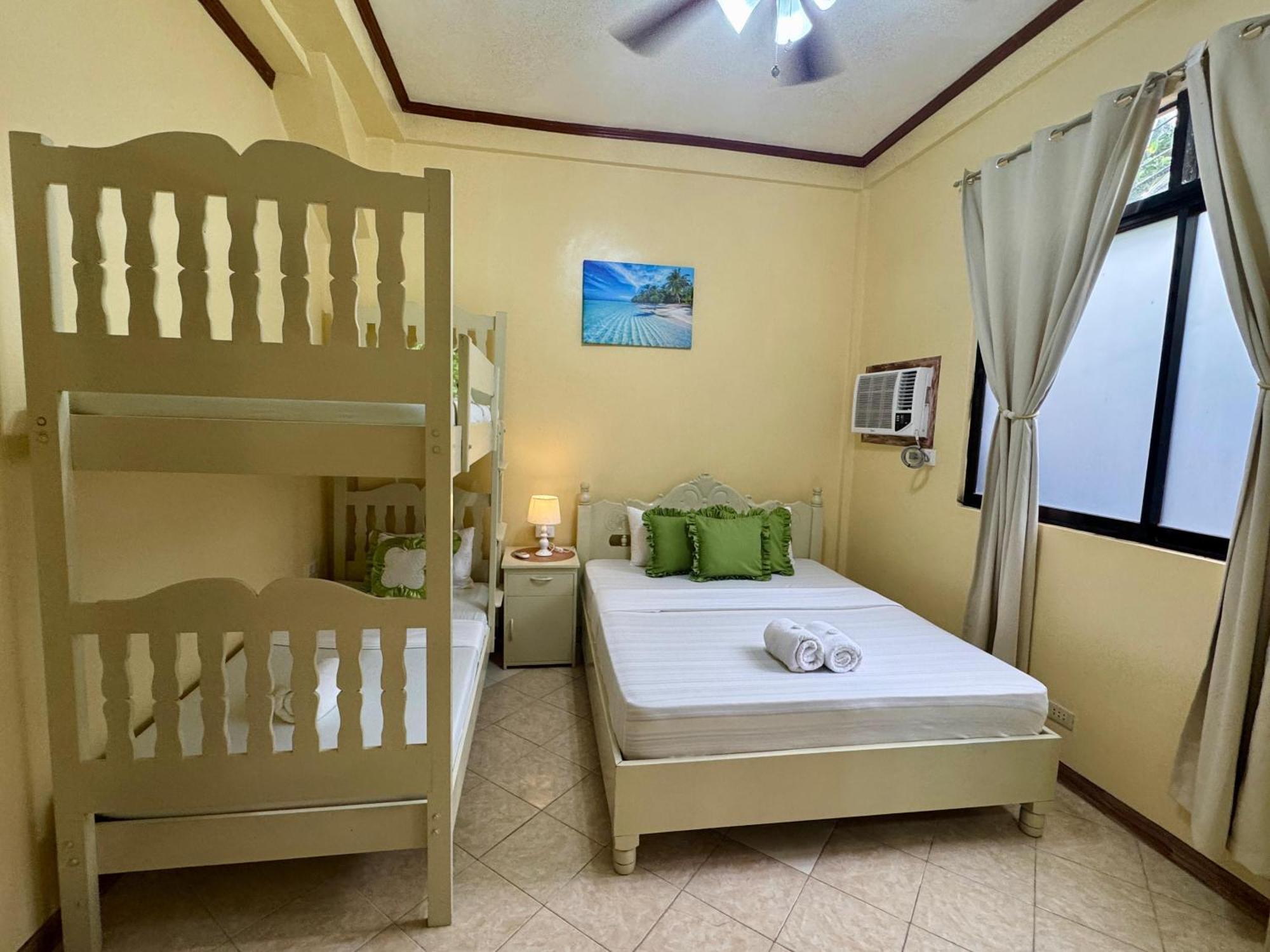 Ocean Breeze Inn Manoc-Manoc Kamer foto